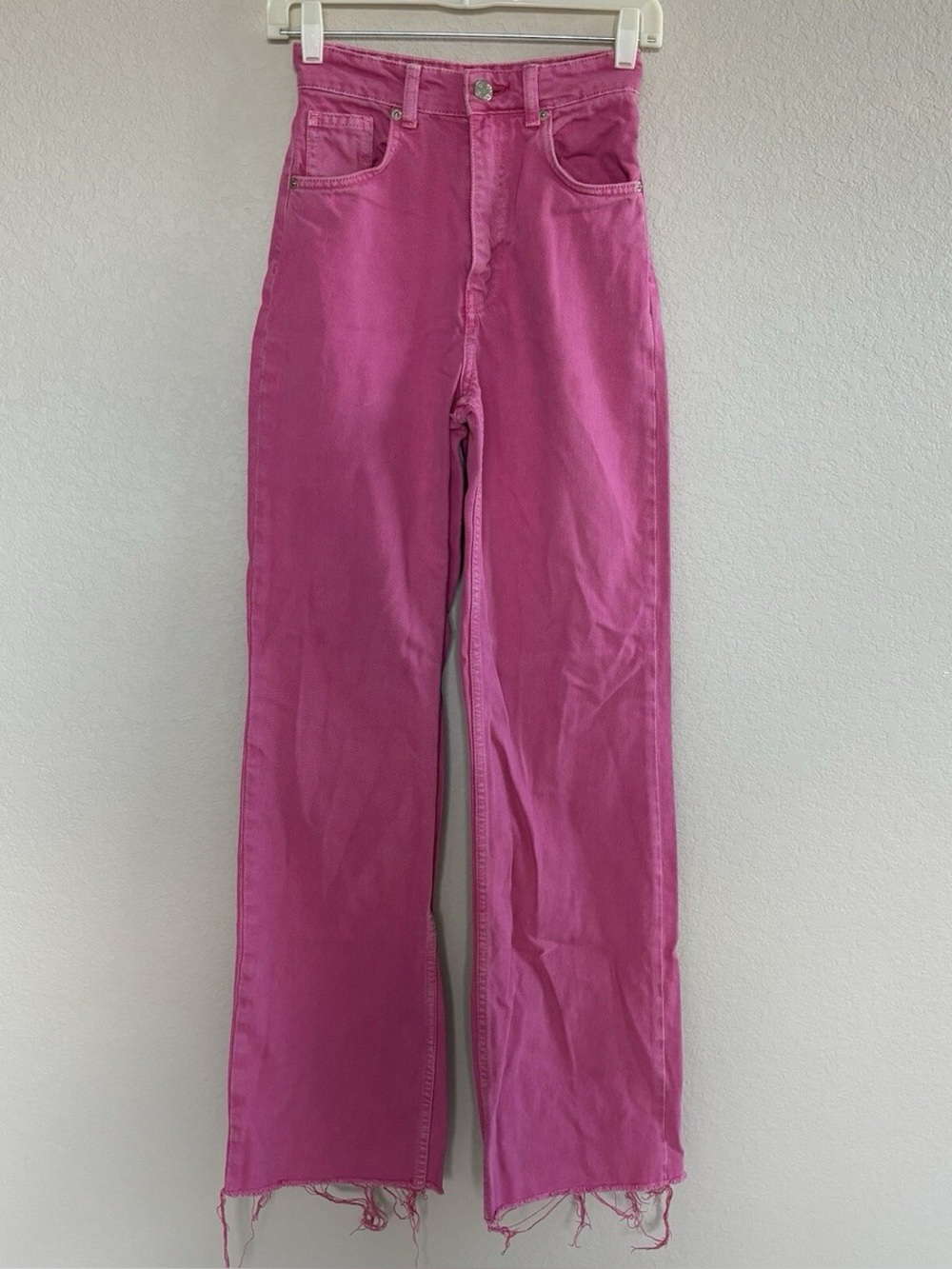 High-Waist Pink Straight-Leg Jeans Zara
